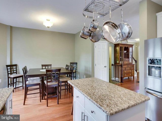 6597 PATENT PARISH LN, Alexandria, VA 22315