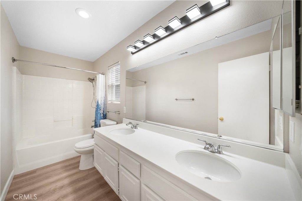 Image 24 of property listing at 28357 Hillsdale, Moreno Valley, CA 92555