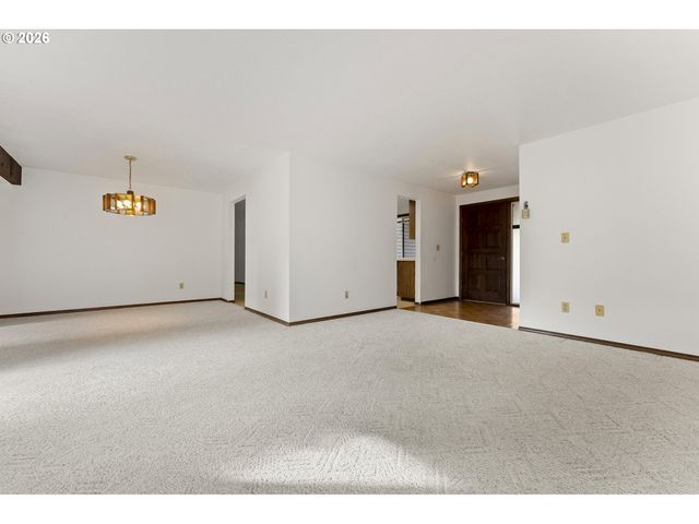 5920 Nw 208TH Ave, Portland, OR 97229