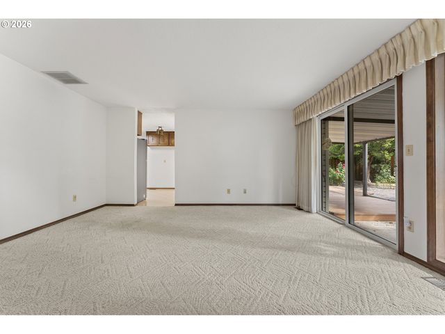 5920 Nw 208TH Ave, Portland, OR 97229