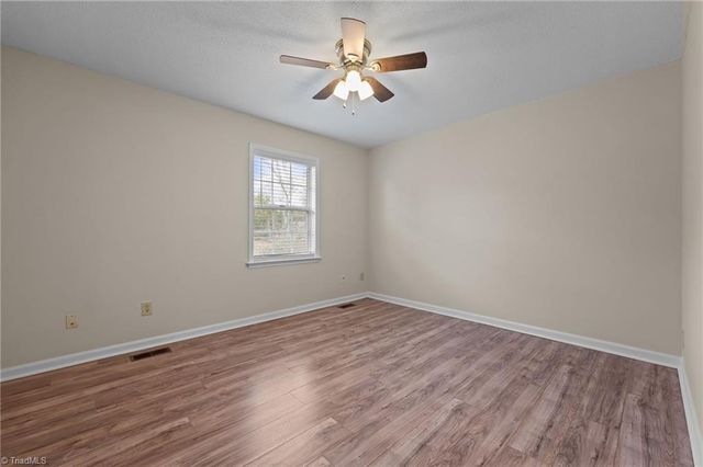 2753 Cottage Place, Greensboro, NC 27455