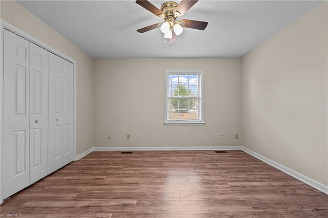 2753 Cottage Place, Greensboro, NC 27455