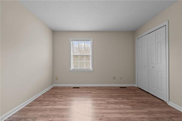 2753 Cottage Place, Greensboro, NC 27455