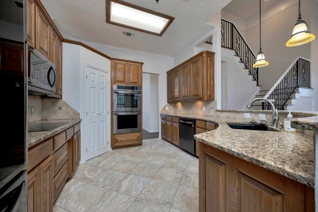 5520 White Settlement Road, Weatherford, TX 76087