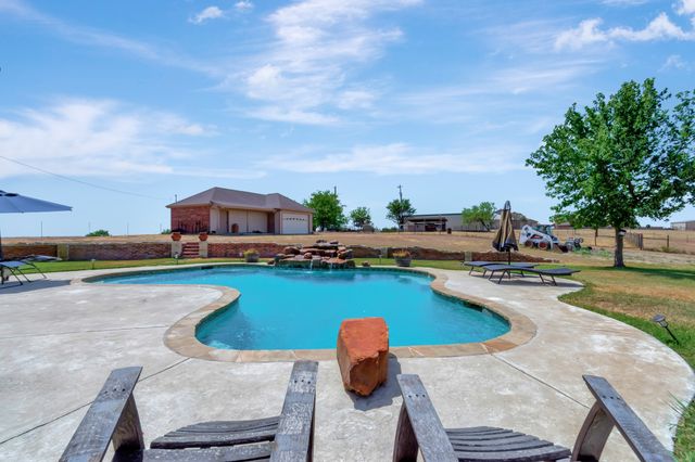 5520 White Settlement Road, Weatherford, TX 76087