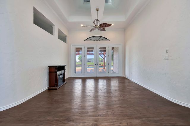 5520 White Settlement Road, Weatherford, TX 76087