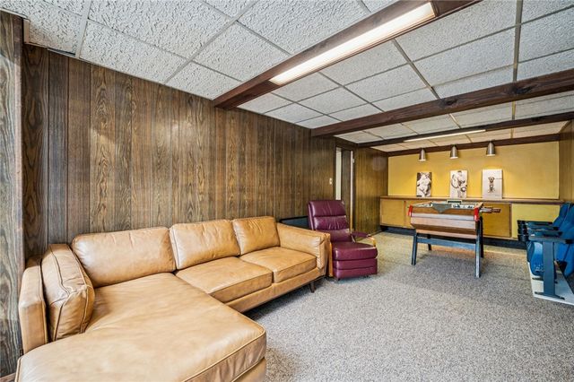 4773 Warner Dr, Murrysville, PA 15668