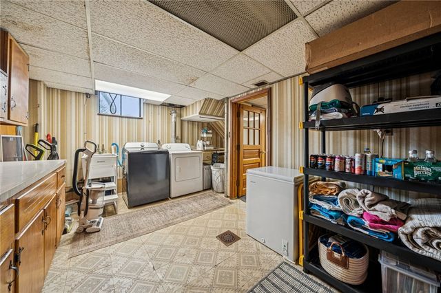 4773 Warner Dr, Murrysville, PA 15668