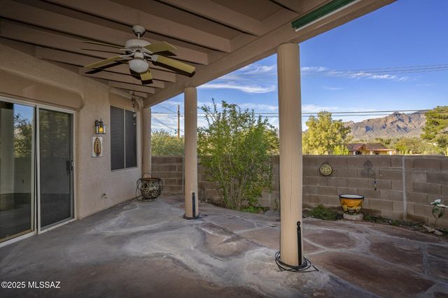 3791 N Lost Chestnut Drive, Tucson, AZ 85719