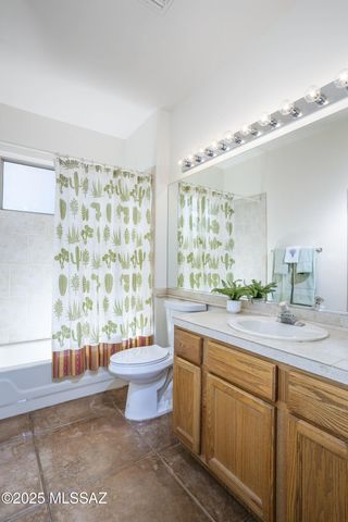 3791 N Lost Chestnut Drive, Tucson, AZ 85719