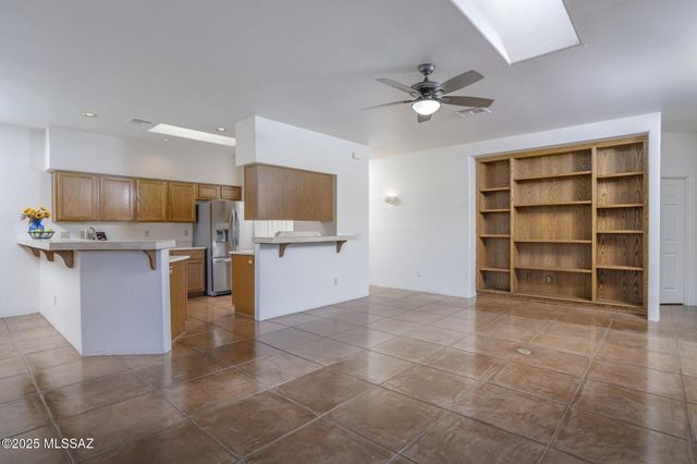 3791 N Lost Chestnut Drive, Tucson, AZ 85719