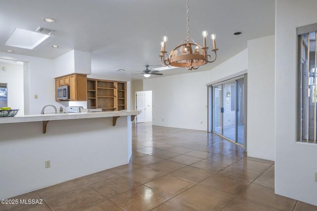 3791 N Lost Chestnut Drive, Tucson, AZ 85719