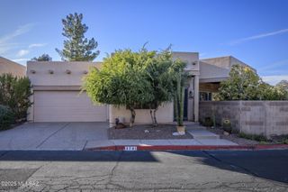 3791 N Lost Chestnut Drive, Tucson, AZ 85719