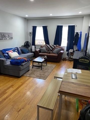 26 Maverick St 1, Boston, MA 02128