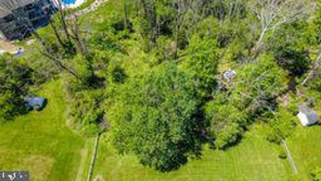 5 ASPEN DR, Ivyland, PA 18974