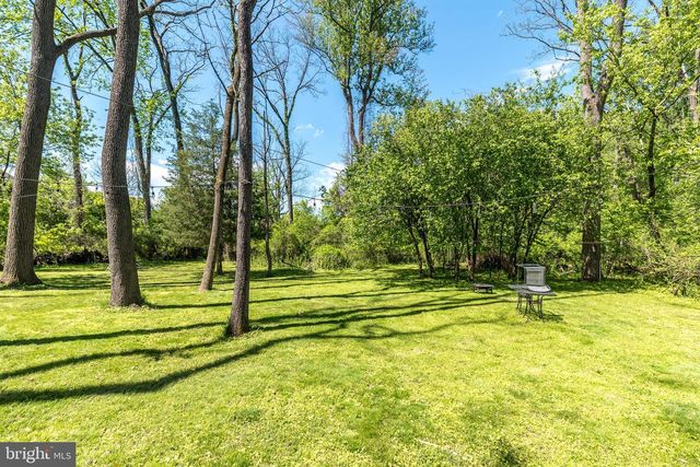 5 ASPEN DR, Ivyland, PA 18974