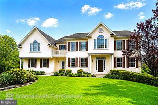 5 ASPEN DR, Ivyland, PA 18974