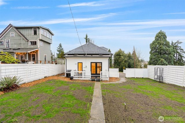 4605 N Cheyenne Street, Tacoma, WA 98407