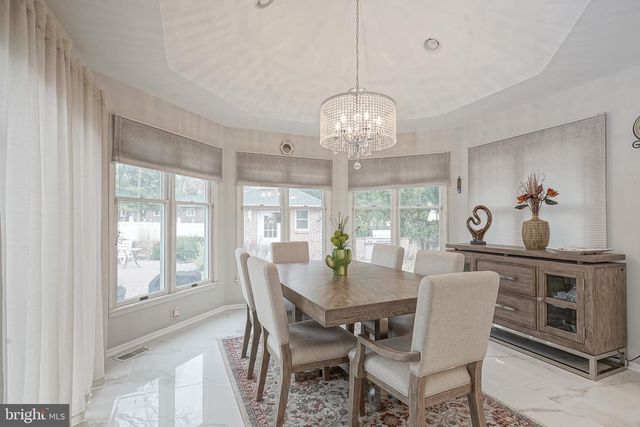 5 TERNBERRY COURT, Turnersville, NJ 08012