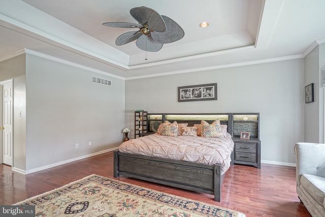 5 TERNBERRY COURT, Turnersville, NJ 08012