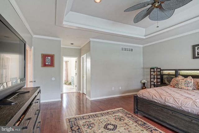 5 TERNBERRY COURT, Turnersville, NJ 08012