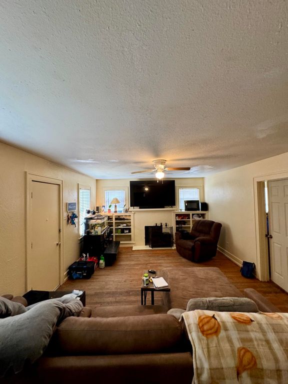 Image 5 of property listing at 2233 Chestnut Street, San Angelo, TX 76901