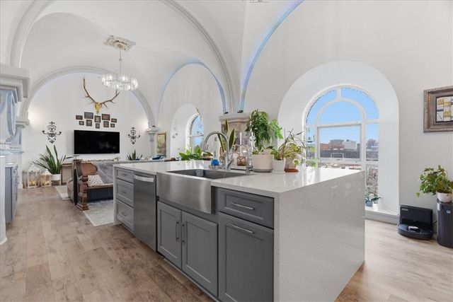 1 Pius St B4, South Side, PA 15203