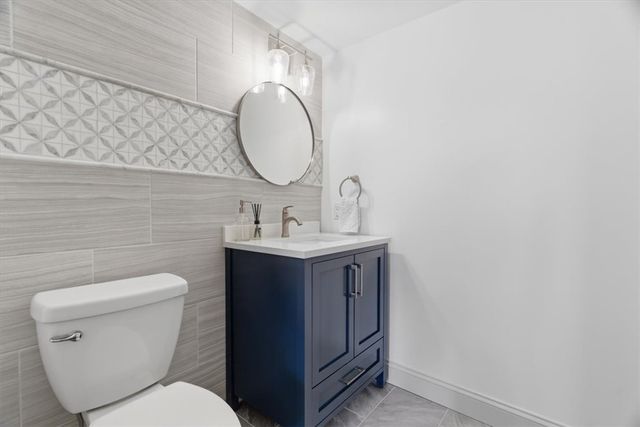 1 Pius St B4, South Side, PA 15203