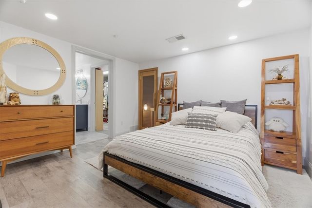 1 Pius St B4, South Side, PA 15203