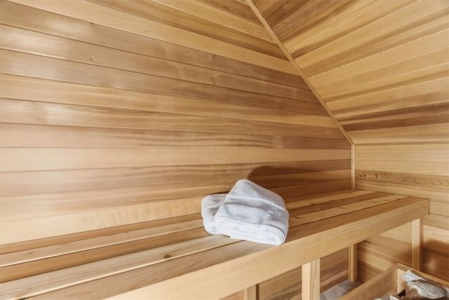 1 Pius St B4, South Side, PA 15203