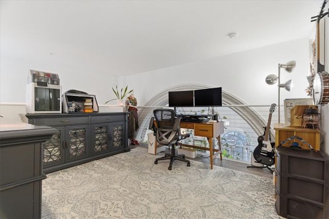 1 Pius St B4, South Side, PA 15203