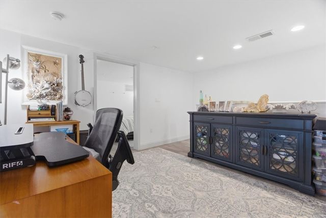 1 Pius St B4, South Side, PA 15203