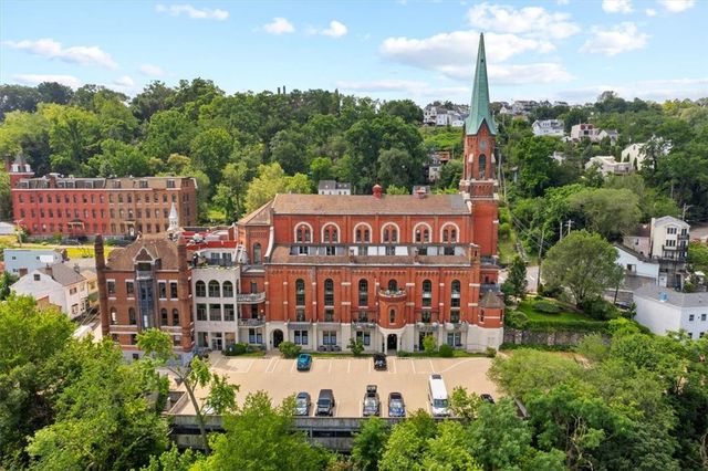 1 Pius St B4, South Side, PA 15203