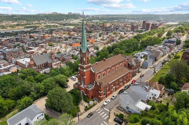 1 Pius St B4, South Side, PA 15203