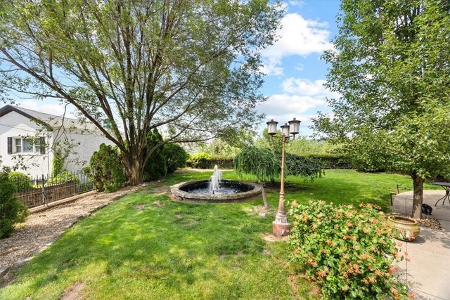 1 Pius St B4, South Side, PA 15203