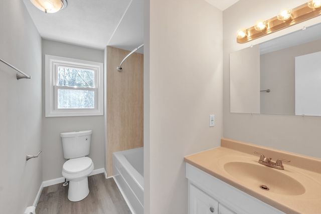 169 Sutton Ave, Oxford, MA 01540