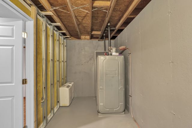 169 Sutton Ave, Oxford, MA 01540