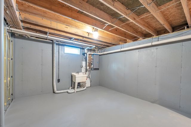 169 Sutton Ave, Oxford, MA 01540