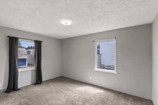 1618 N Smith St, Spokane, WA 99207