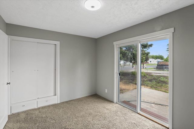 1618 N Smith St, Spokane, WA 99207
