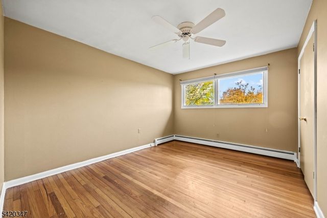 16 Parkway Dr, Montville Twp., NJ 07058