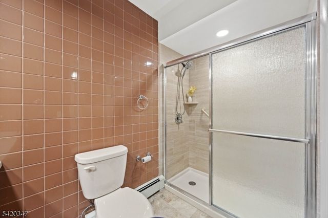 16 Parkway Dr, Montville Twp., NJ 07058