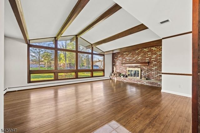 16 Parkway Dr, Montville Twp., NJ 07058