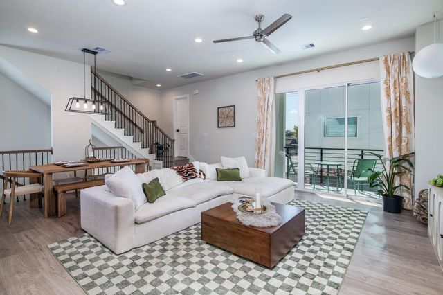 4919 Avenue J, Houston, TX 77011