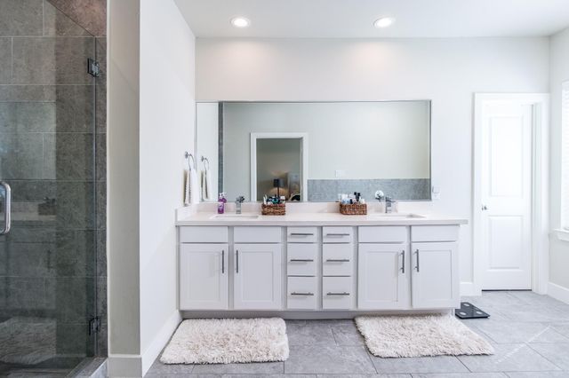 4919 Avenue J, Houston, TX 77011