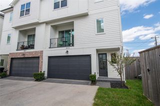 4919 Avenue J, Houston, TX 77011