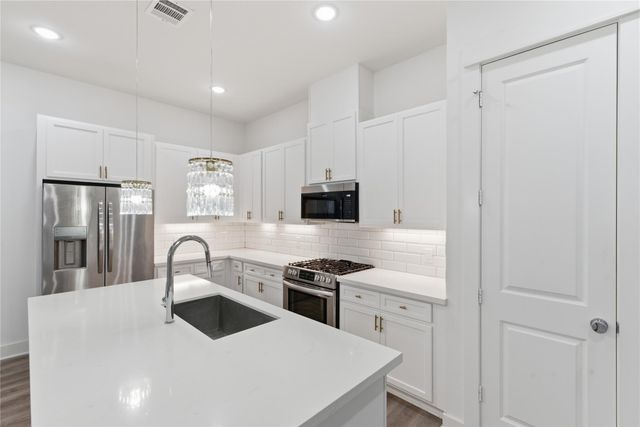 4605 Lavatera Street, Houston, TX 77018