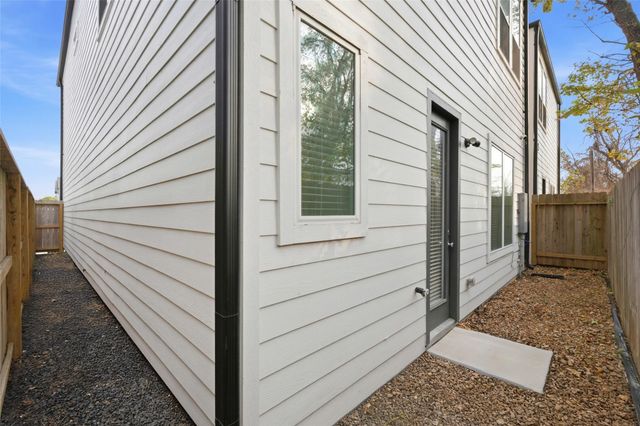 4605 Lavatera Street, Houston, TX 77018