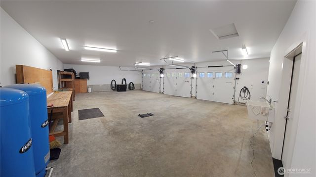 1120 E South Island Drive, Shelton, WA 98584