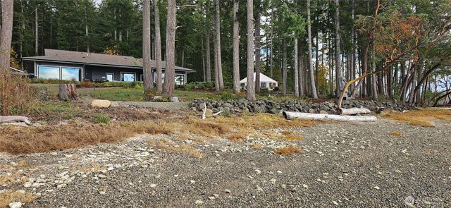 1120 E South Island Drive, Shelton, WA 98584